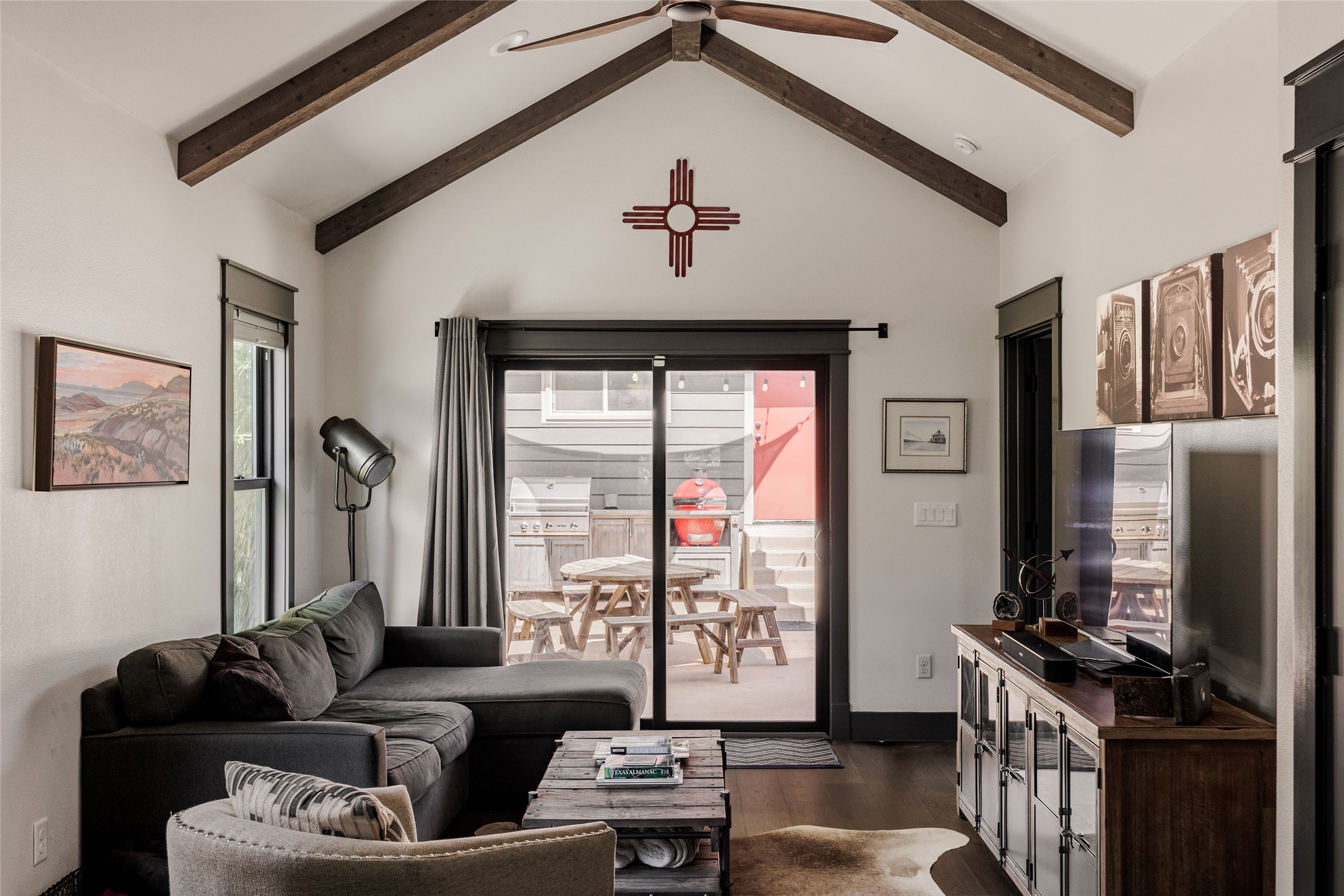 1910 Holly Street Austin, TX 78702 - Photo 11 of 28