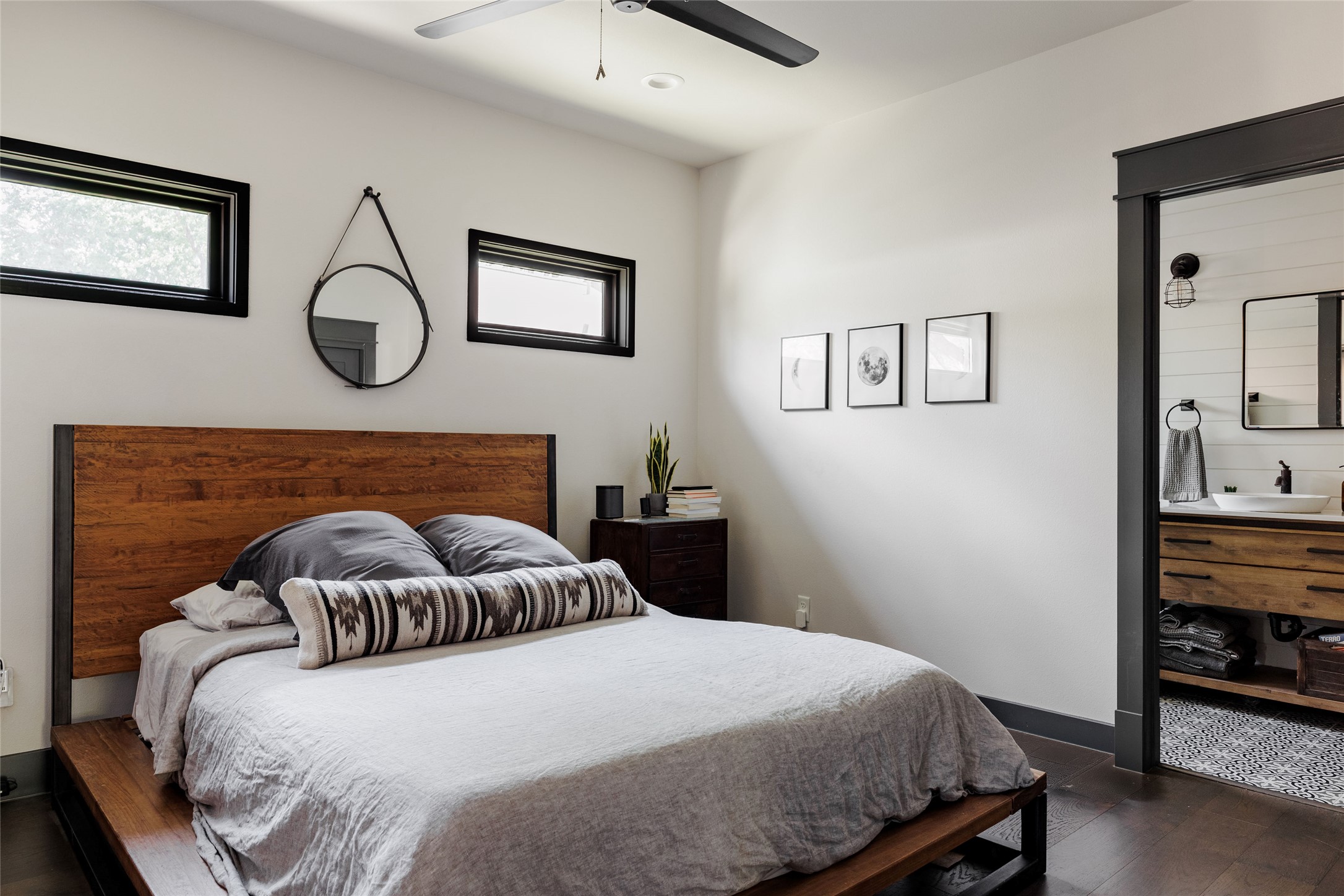 1910 Holly Street Austin, TX 78702 - Photo 12 of 28