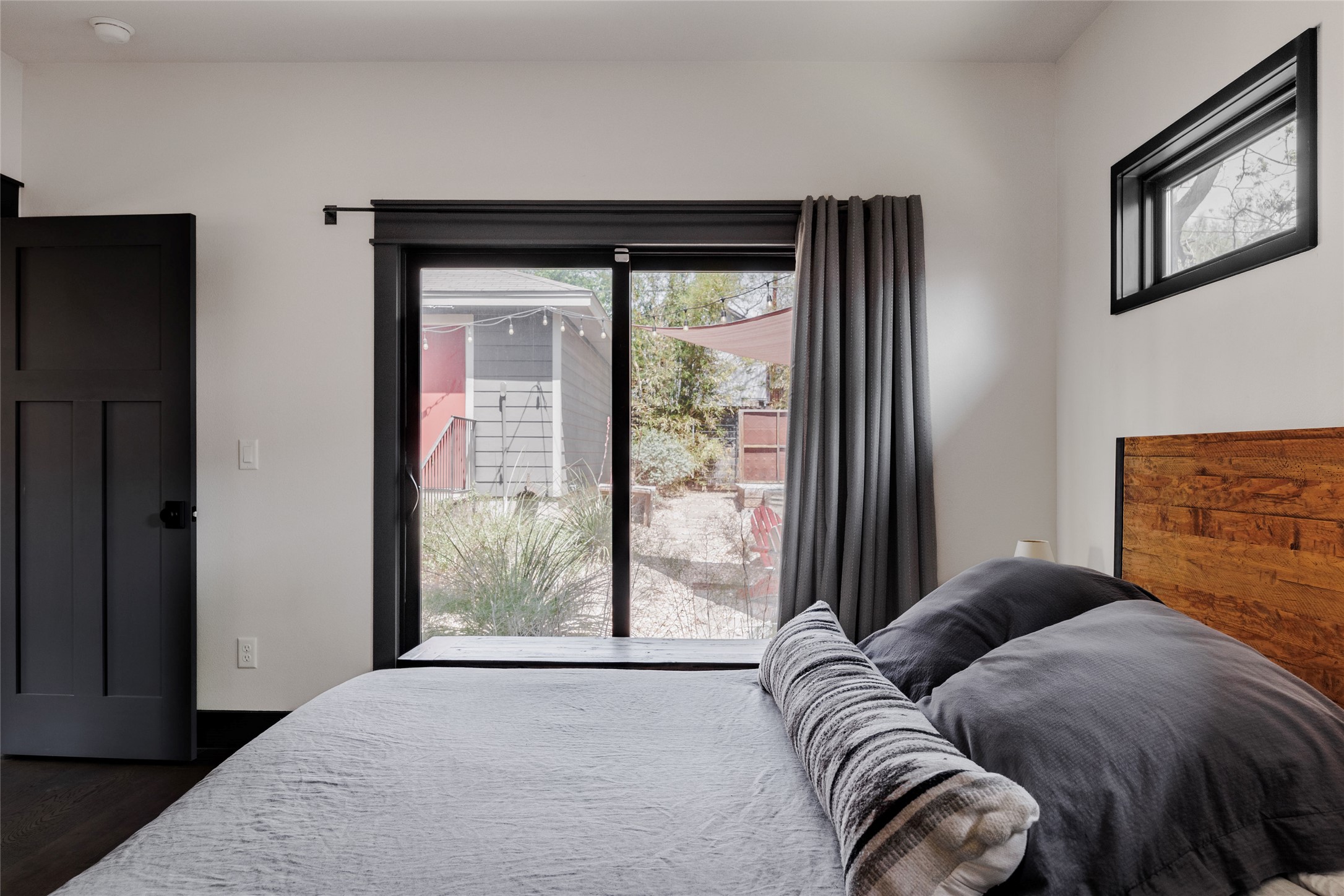 1910 Holly Street Austin, TX 78702 - Photo 13 of 28