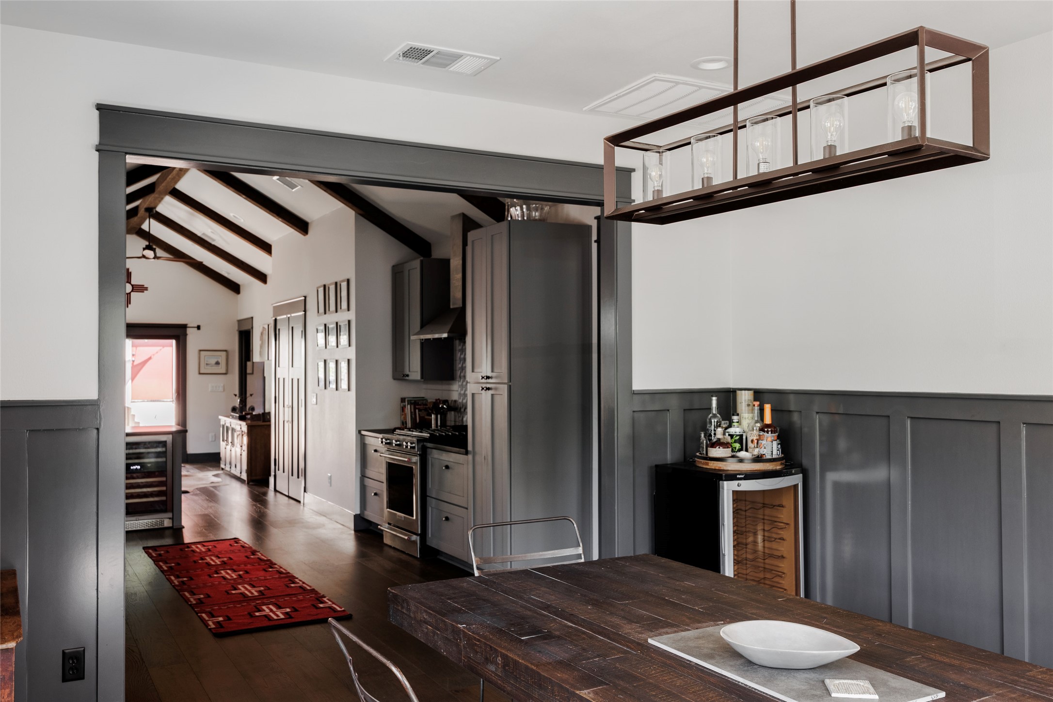 1910 Holly Street Austin, TX 78702 - Photo 5 of 28