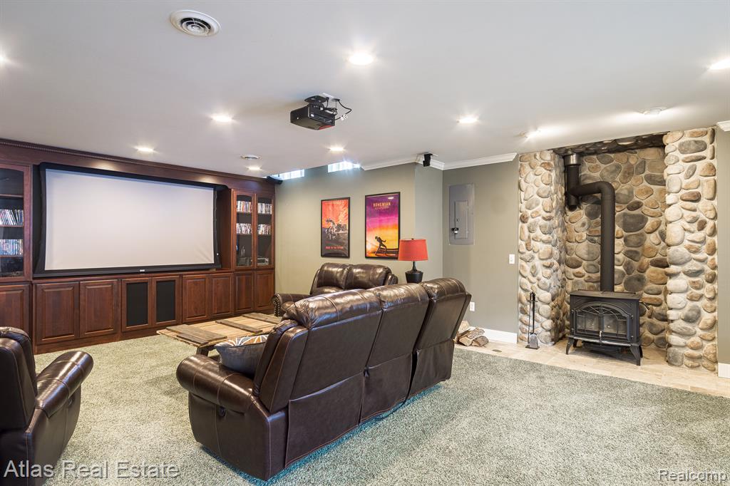 2716 Lake George Road Leonard, MI 48367 - Photo 69 of 98