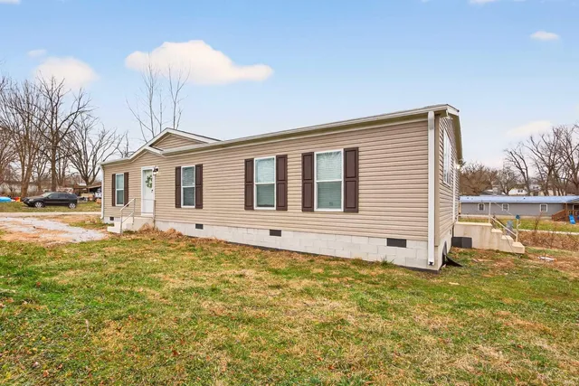 $190,000 | 142 Heartland Street, Bedford, IN 47421