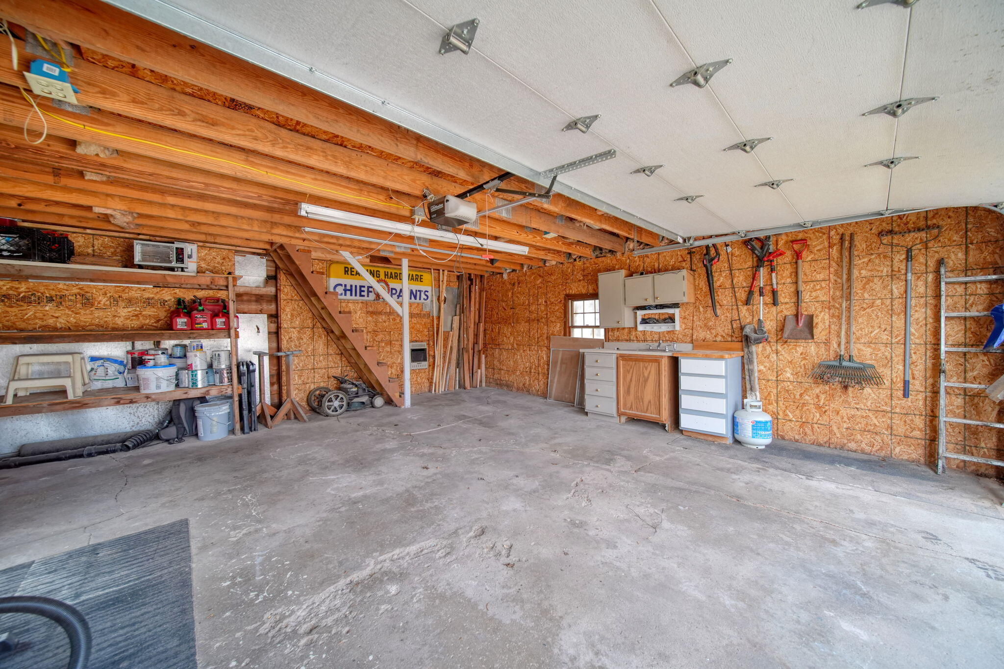 727 Springbrook Avenue Adrian, MI 49221 - Photo 30 of 43 30