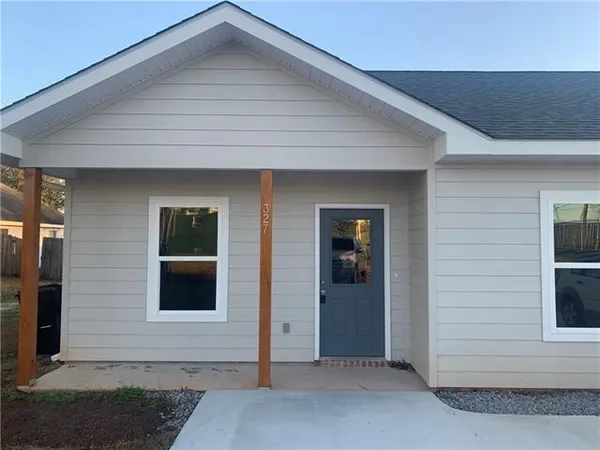 $1,250 | 327 East Beech Street, Ponchatoula, LA 70454