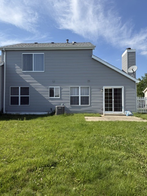 1260 Trinity Drive Carol Stream, IL 60188 - Photo 16 of 16