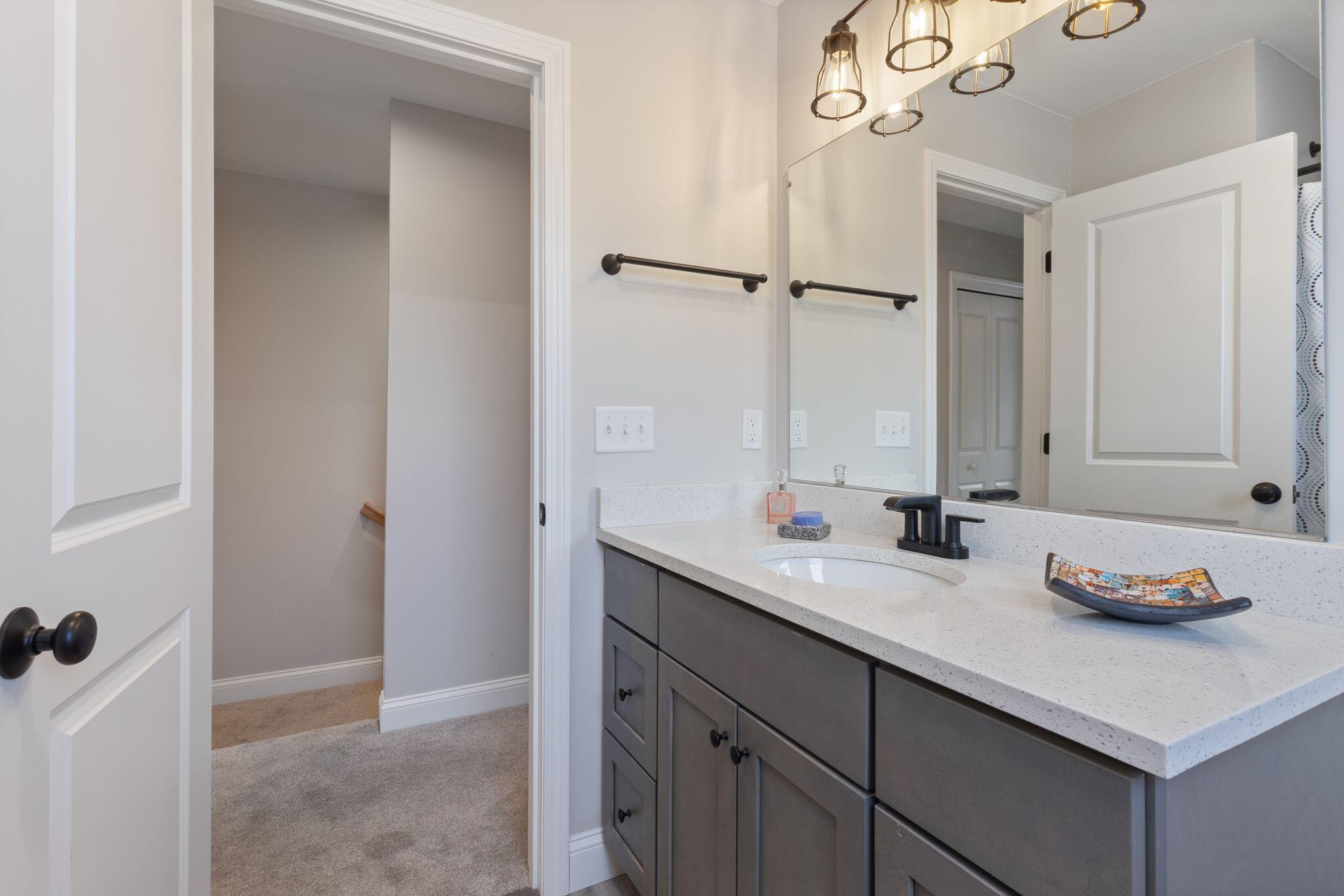 7 Kasseys Way, Unit 5 Westbrook, ME 04092 - Photo 17 of 28 7_Kasseys_Way_20