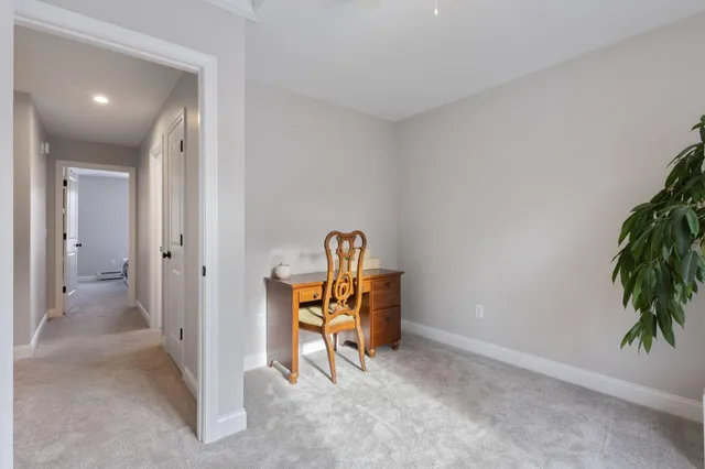 $380,000 | 7 Kasseys Way, Unit 5, Westbrook, ME 04092