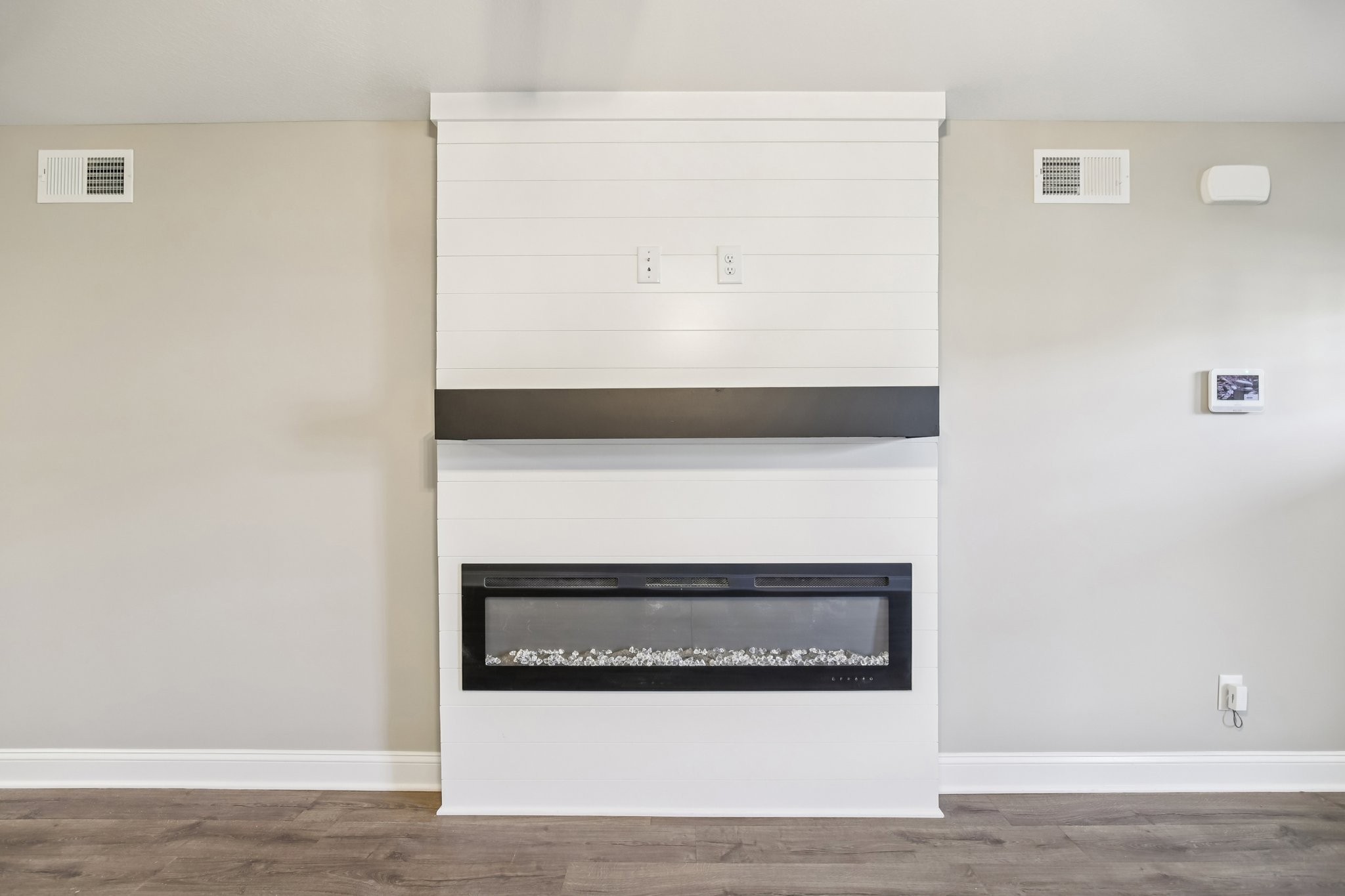 1288 Racker Drive Clarksville, TN 37043 - Photo 5 of 49 a view of fireplace