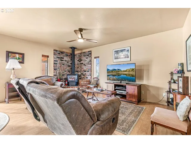 $425,000 | 925 Winchester Avenue, Medford, OR 97501