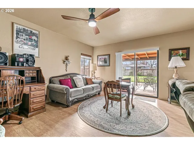 $425,000 | 925 Winchester Avenue, Medford, OR 97501