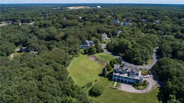 $1,750,000 | 18 Bottom Ridge, Westerly, RI 02891