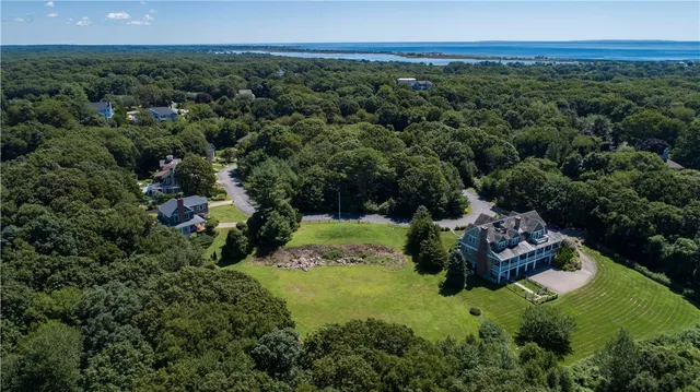 $1,750,000 | 18 Bottom Ridge, Westerly, RI 02891