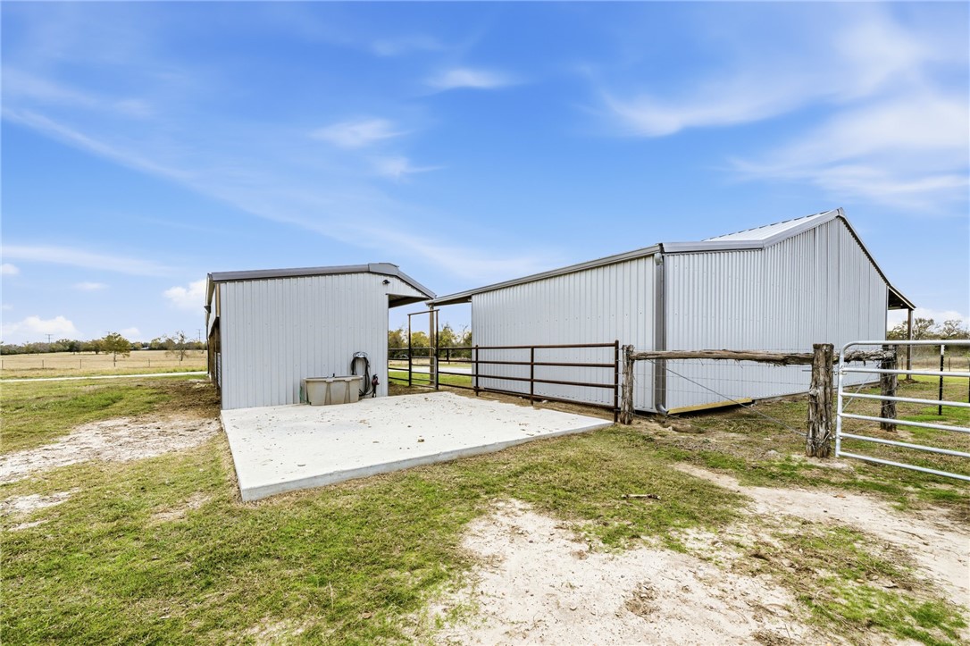 327 Diserens Road North Zulch, TX 77872 - Photo 21 of 36 Wash Rack Area