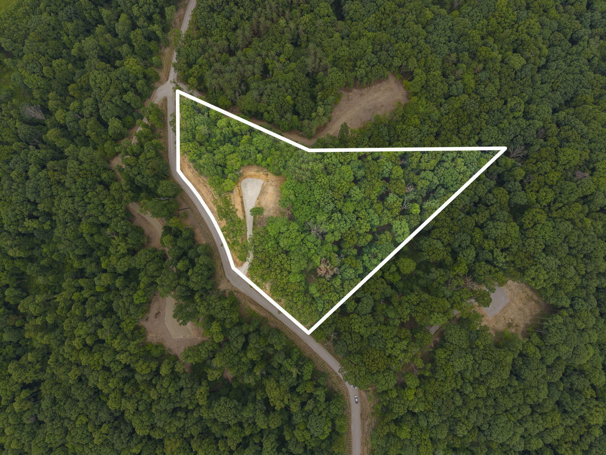 18573 Huggins Road Logan, OH 43138 - Photo 3 of 81