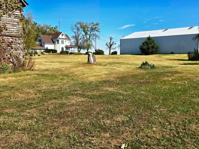 $375,000 | 7691 North 3000 E Road, Forrest, IL 61741