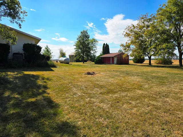 $375,000 | 7691 North 3000 E Road, Forrest, IL 61741