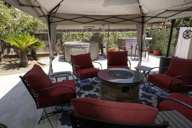 $599,900 | 742 North Marion Avenue, Clovis, CA 93611