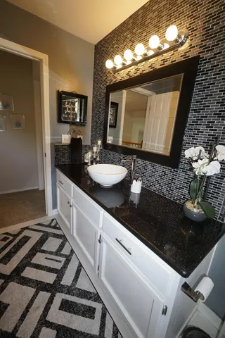 $599,900 | 742 North Marion Avenue, Clovis, CA 93611