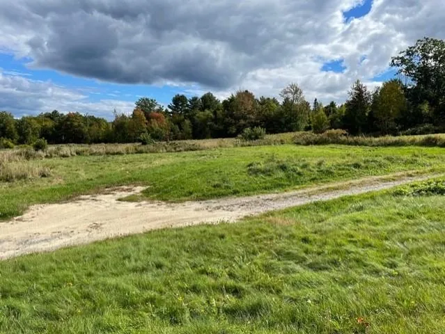 $2,000 | 997 King Hill Road, New London, NH 03257