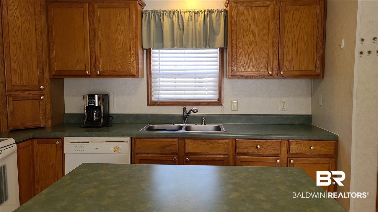 1931 Ridgewood Drive Lillian, AL 36549 - Photo 5 of 33