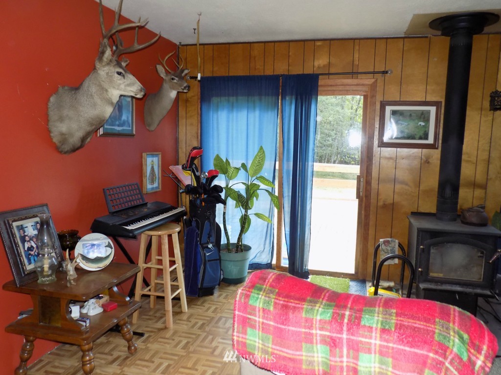 215 Hinch Road Castle Rock, WA 98611 - Photo 13 of 24 Gallery Image 13
