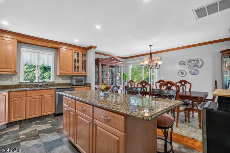 2736 Andrea Road Union, NJ 07083 - Photo 14 of 34