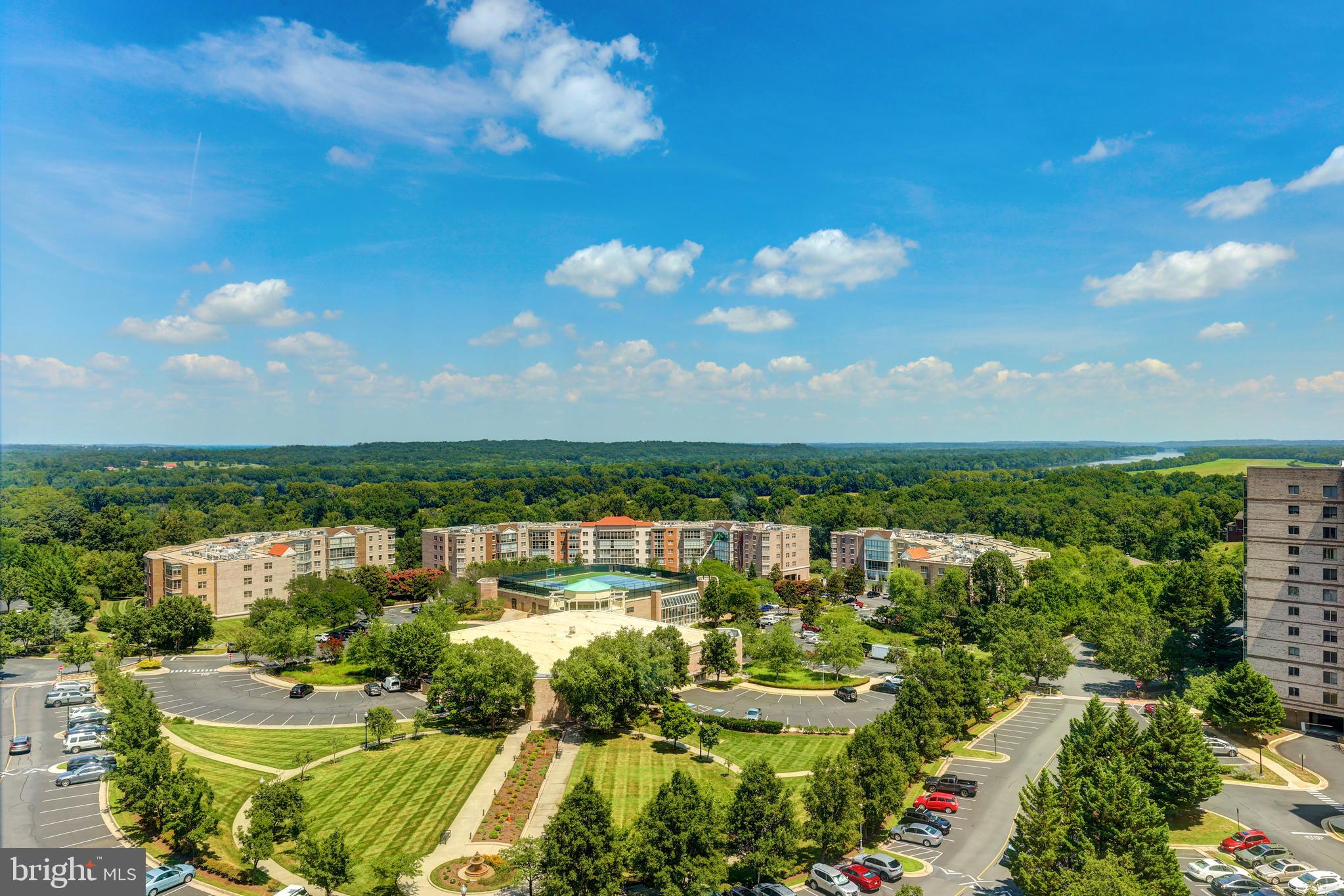 19375 Cypress Ridge Terrace, Unit 922 Leesburg, VA 20176 - Photo 49 of 89 Aerial of community center