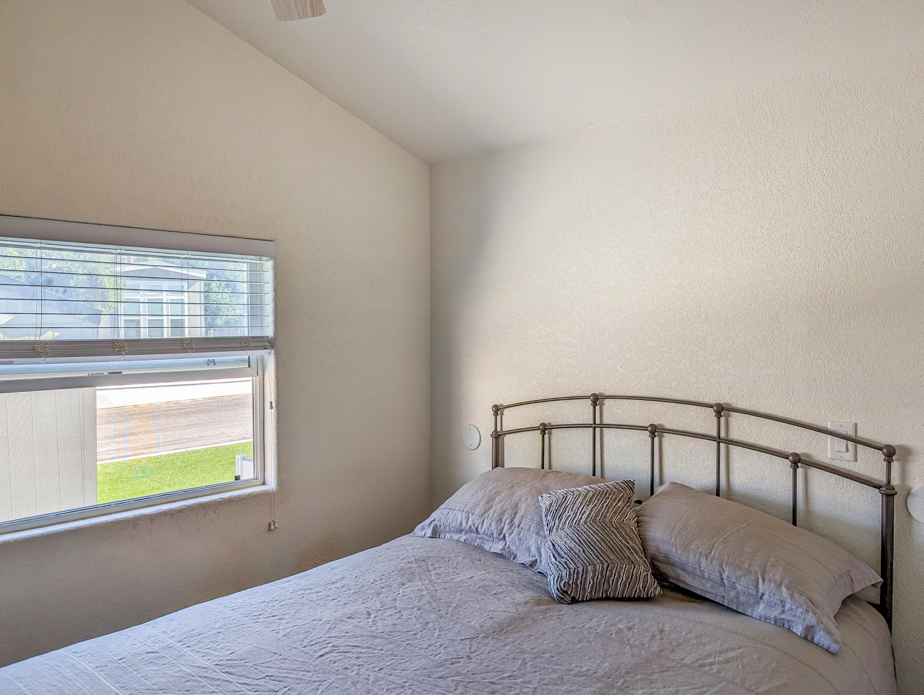 70200 Dillon Road, Unit 328 Desert Hot Springs, CA 92241 - Photo 18 of 25 328-17