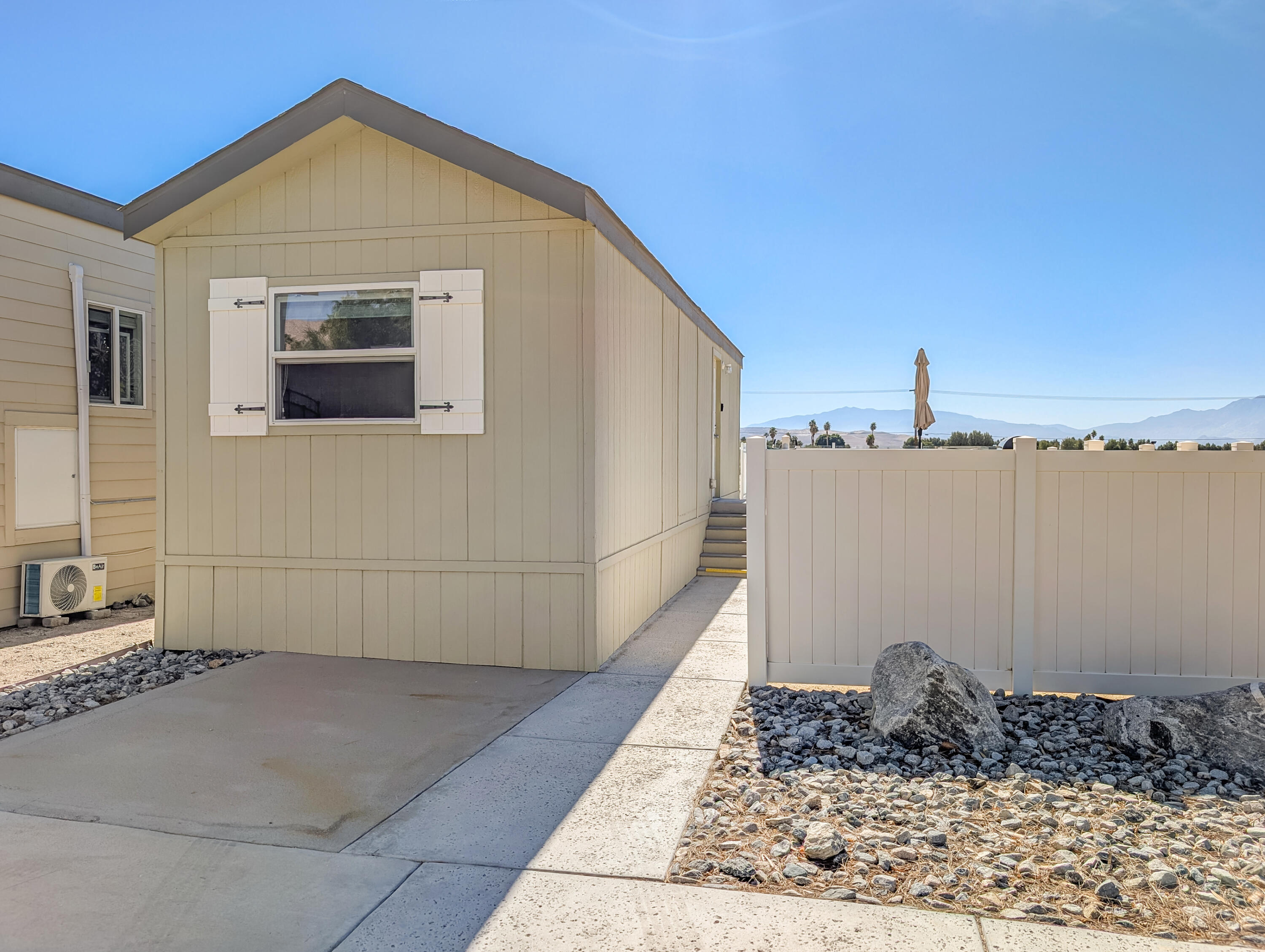 70200 Dillon Road, Unit 328 Desert Hot Springs, CA 92241 - Photo 4 of 25 328 (1 of 5)