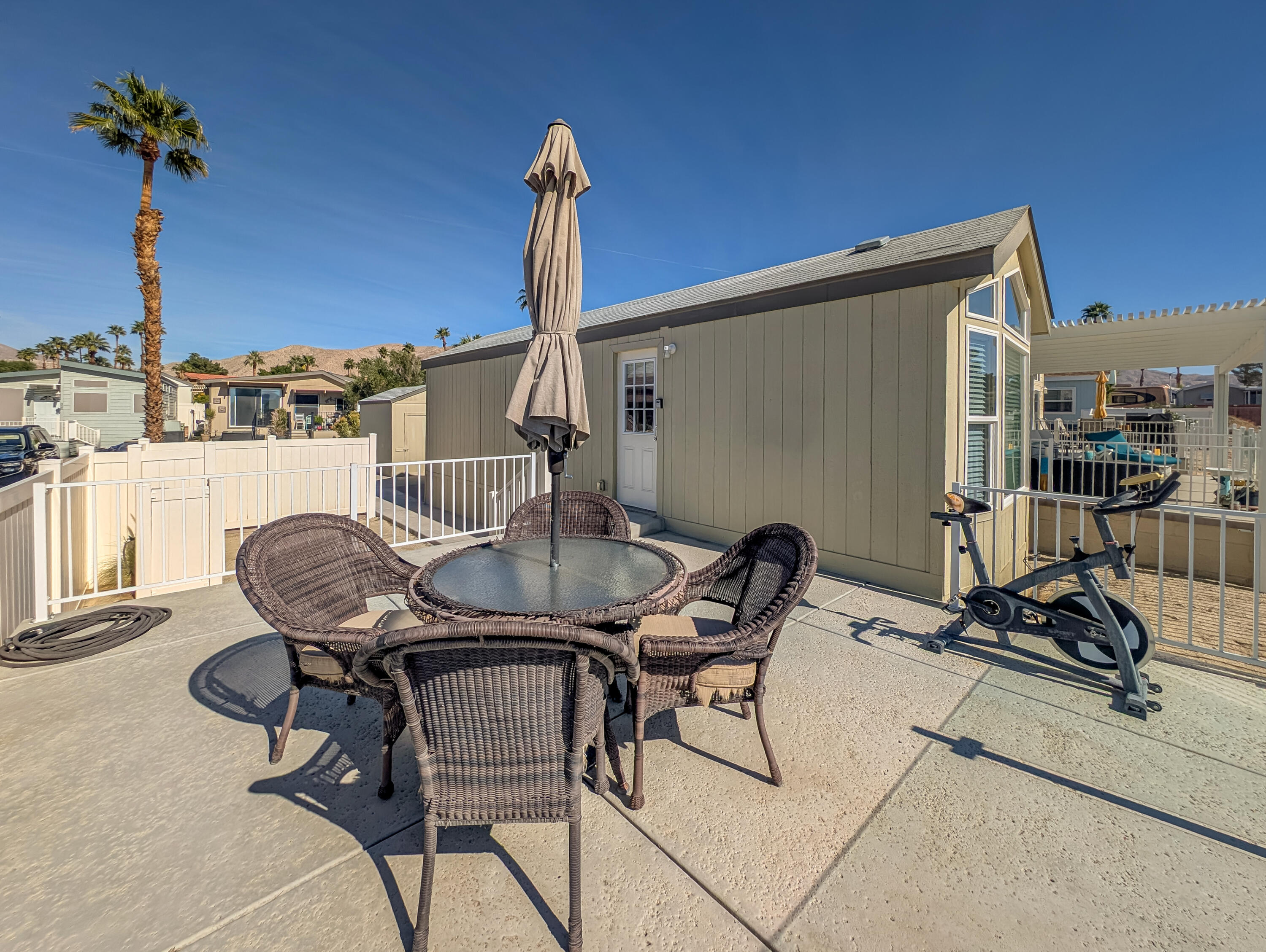 70200 Dillon Road, Unit 328 Desert Hot Springs, CA 92241 - Photo 9 of 25 328 (2 of 5)