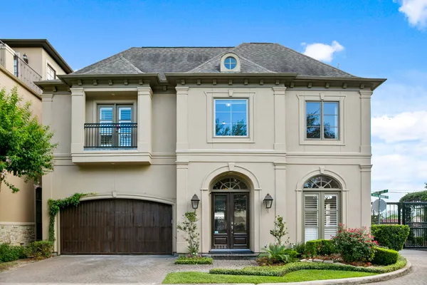 $3,800 | 2418 South Mystic Meadow, Houston, TX 77021