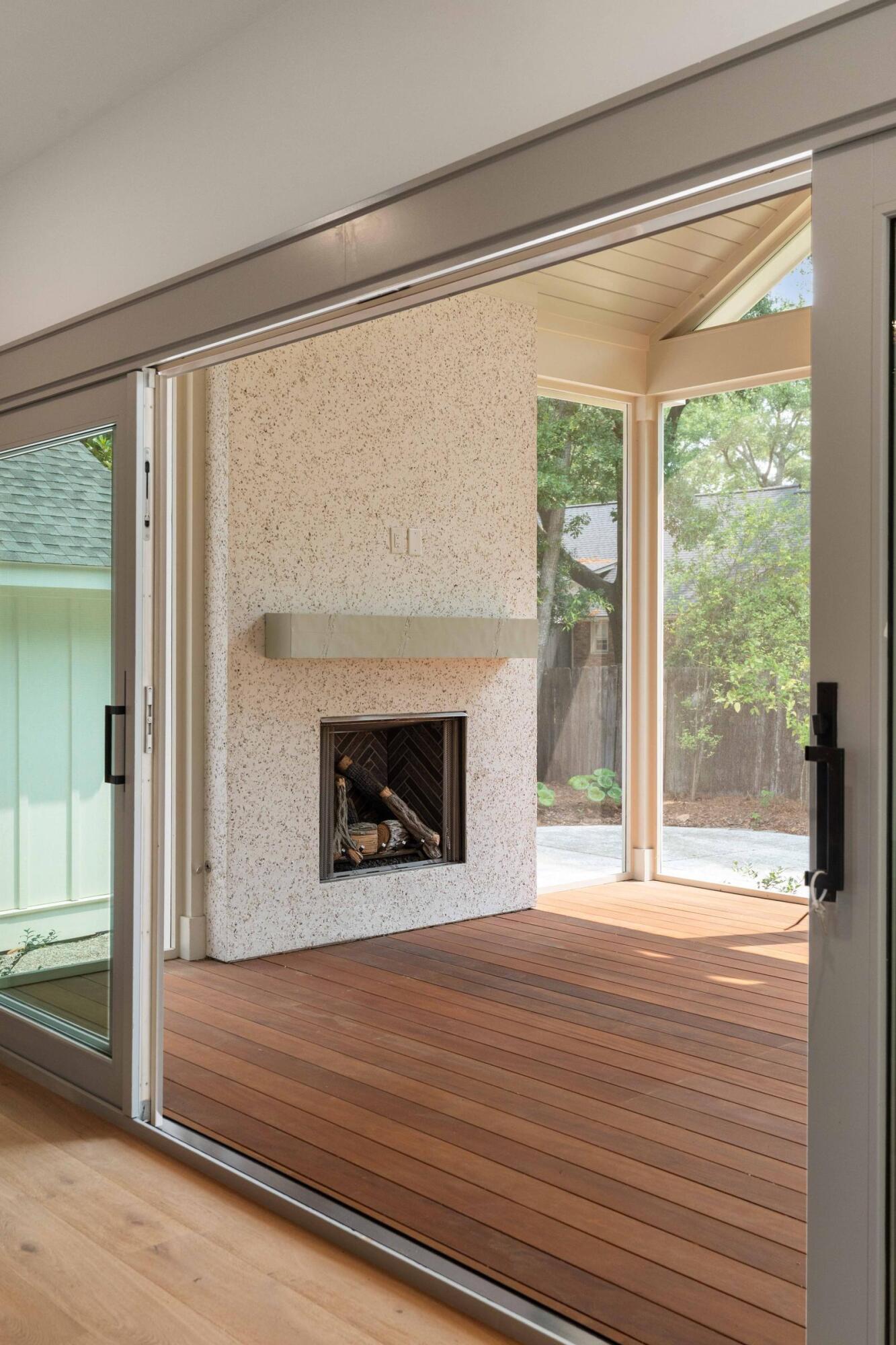 499 Lackland Court Mount Pleasant, SC 29464 - Photo 27 of 73 34