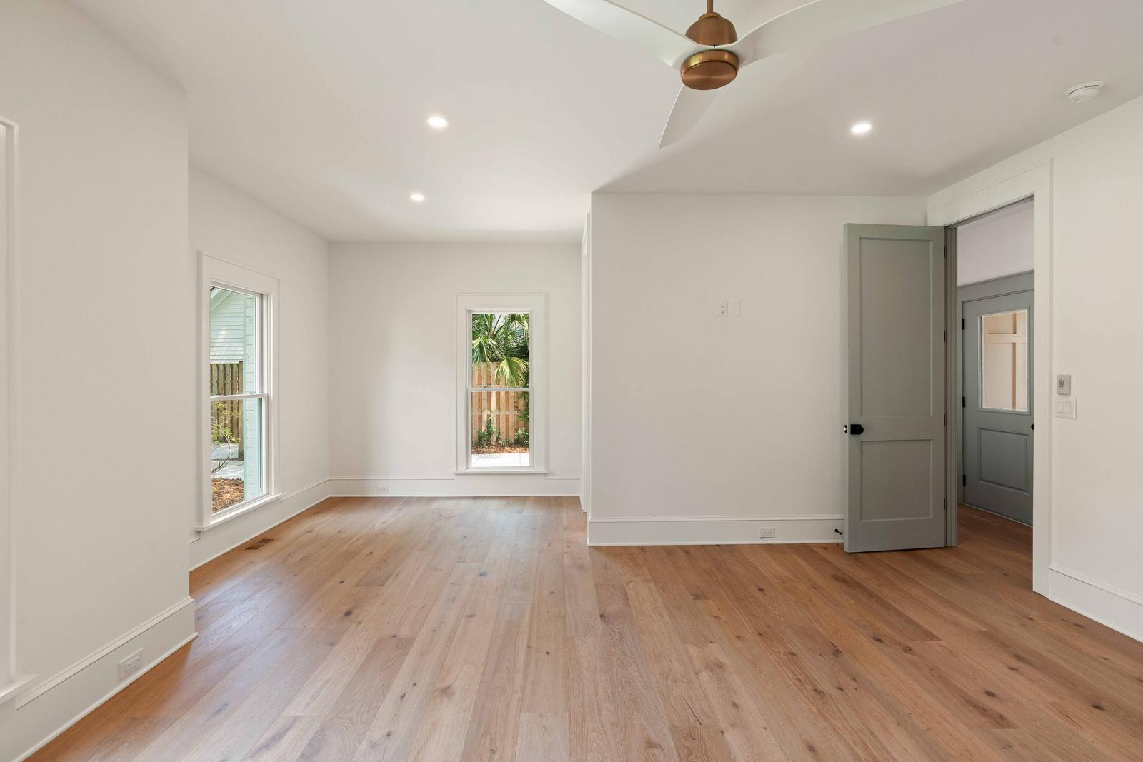 499 Lackland Court Mount Pleasant, SC 29464 - Photo 34 of 73 First floor guest 2