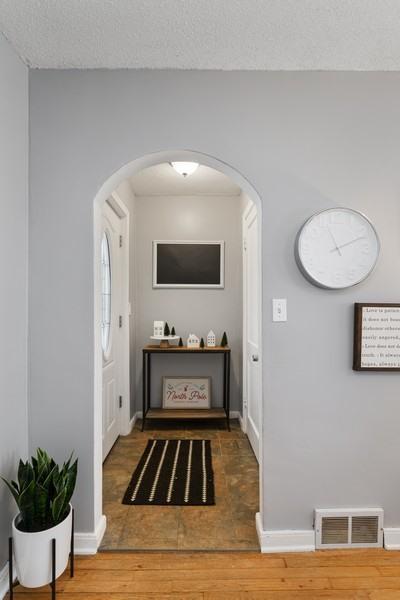 1209 Parallel Street Chaska, MN 55318 - Photo 2 of 21 Gallery Image 2