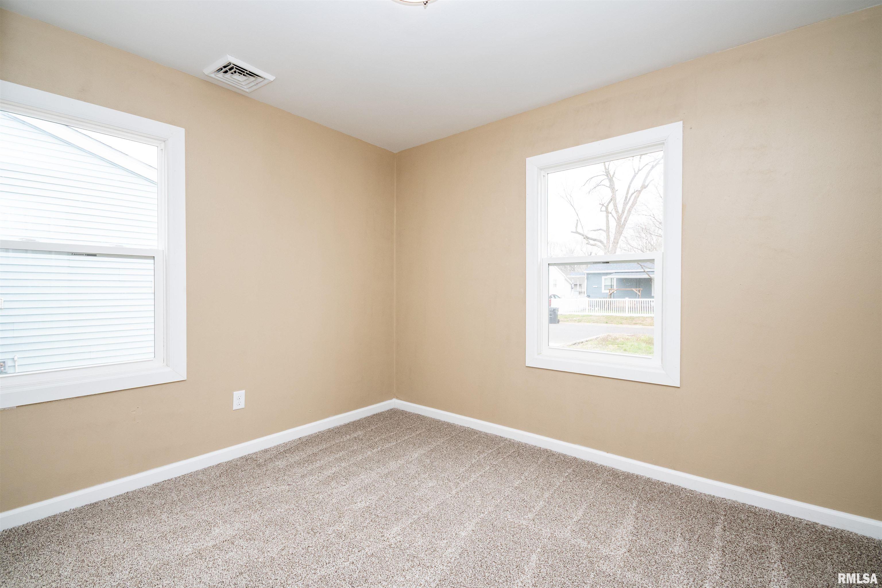 1408 Koch Street Pekin, IL 61554 - Photo 28 of 34