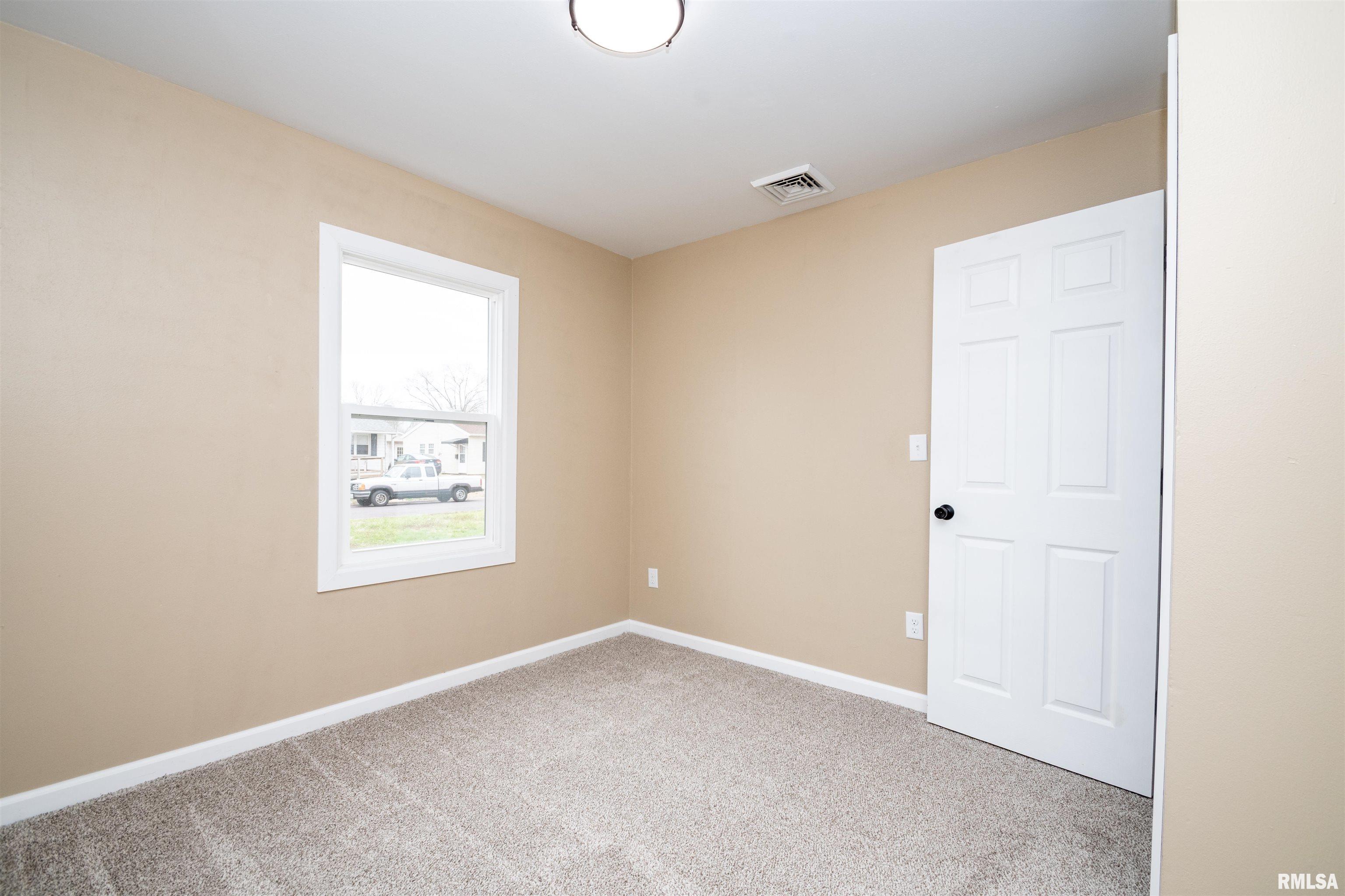 1408 Koch Street Pekin, IL 61554 - Photo 31 of 34