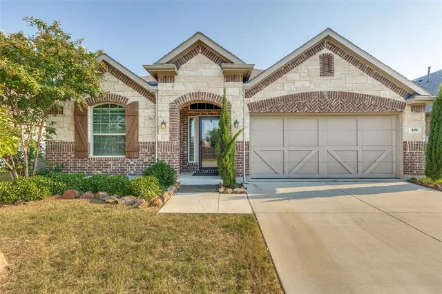 $380,000 | 6111 Gloucester Drive, Aubrey, TX 76227