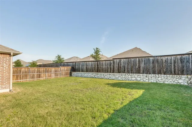 $380,000 | 6111 Gloucester Drive, Aubrey, TX 76227