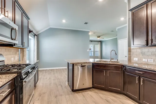 $380,000 | 6111 Gloucester Drive, Aubrey, TX 76227