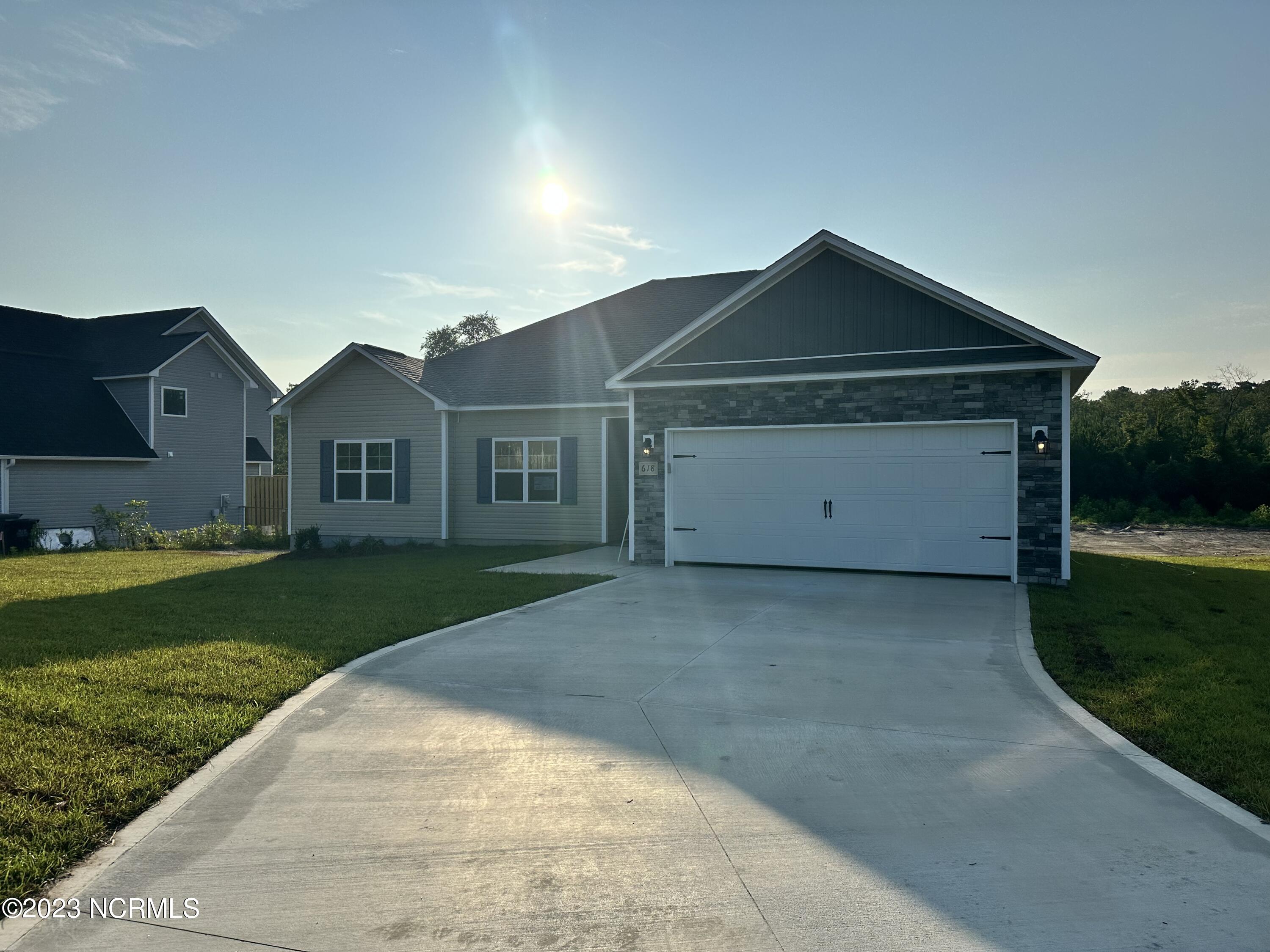 618 Riggs Road Hubert, NC 28539 - Photo 1 of 32 95B0150B-9008-40EE-BA92-C633F22BBC12