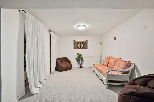 a view of a storage & utility room