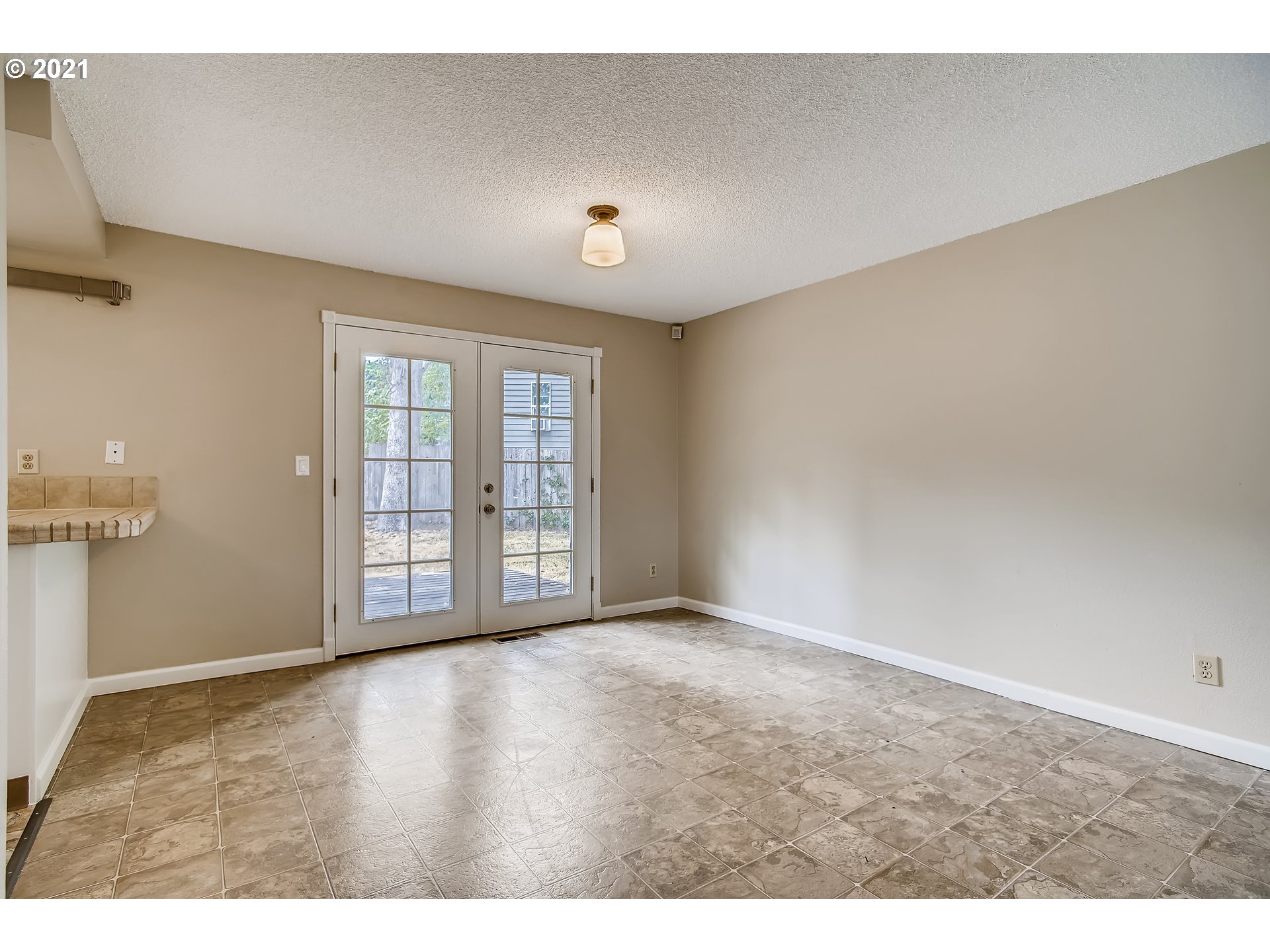 230 Mayfair Drive St. Helens, OR 97051 - Photo 11 of 30