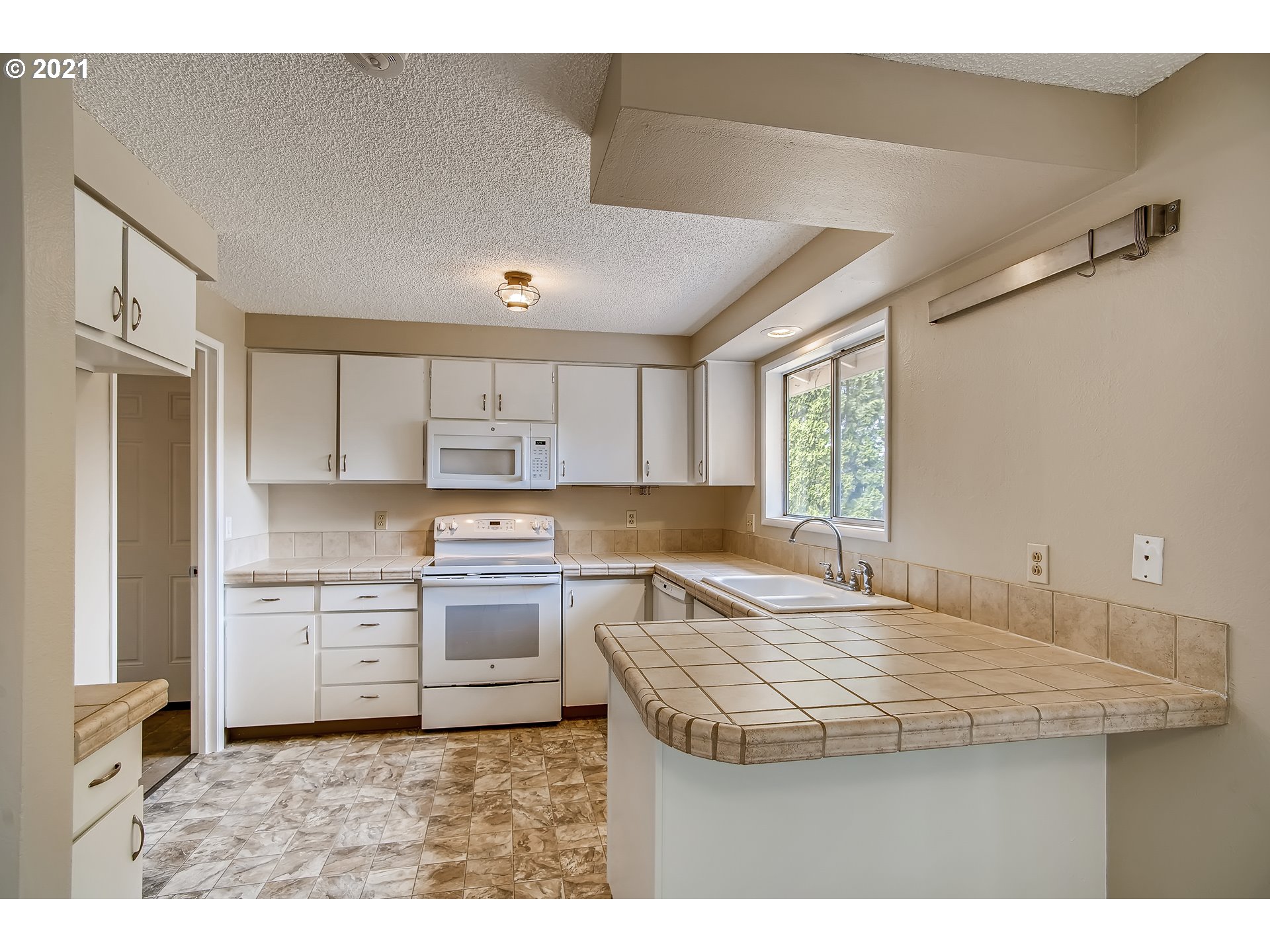 230 Mayfair Drive St. Helens, OR 97051 - Photo 7 of 30