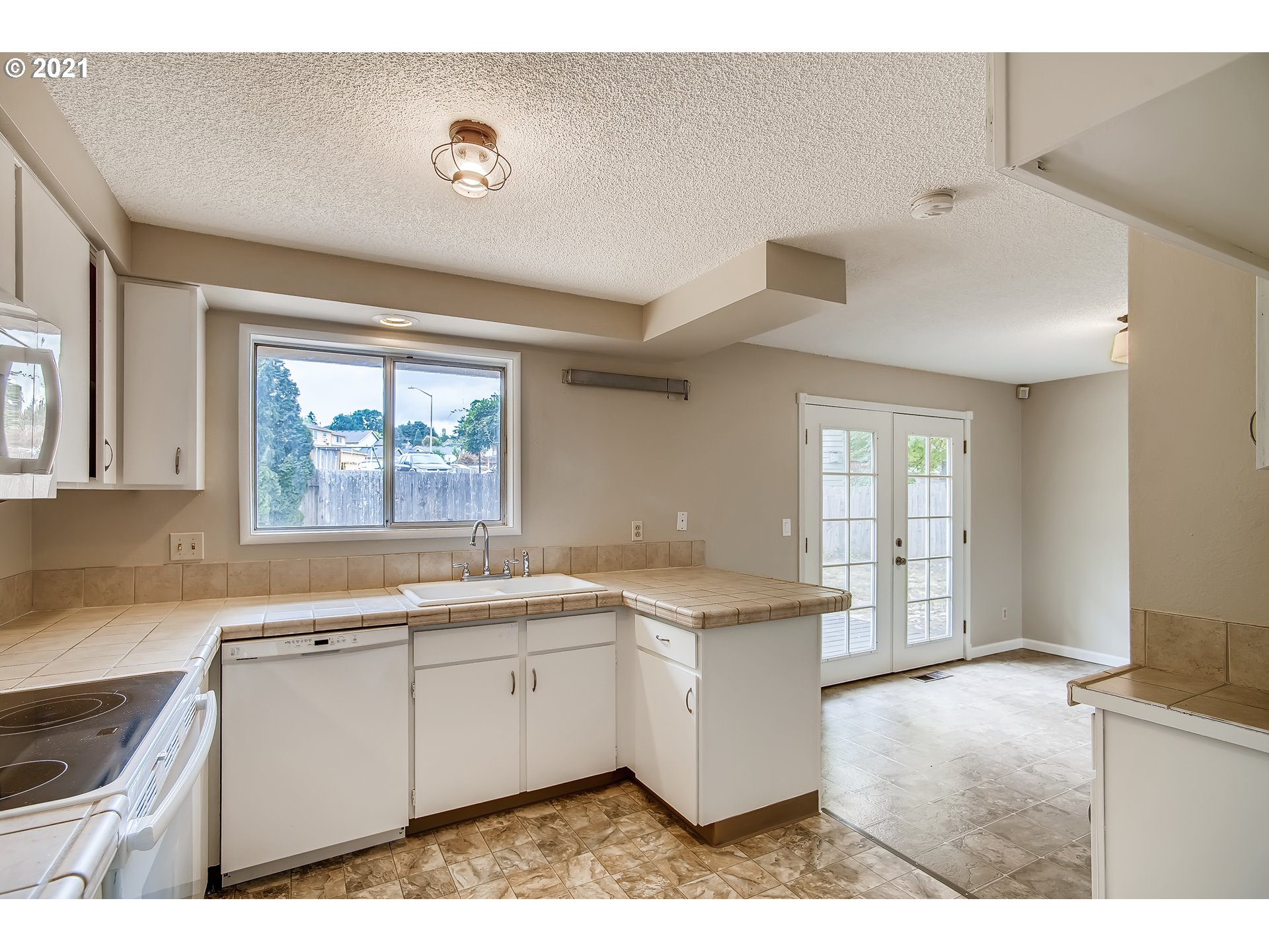 230 Mayfair Drive St. Helens, OR 97051 - Photo 8 of 30