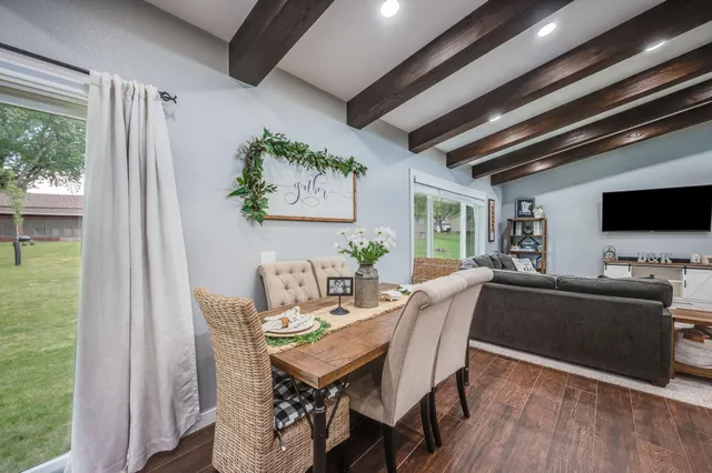 $329,000 | 223 Oak Knoll Court, Blue Earth, MN 56013