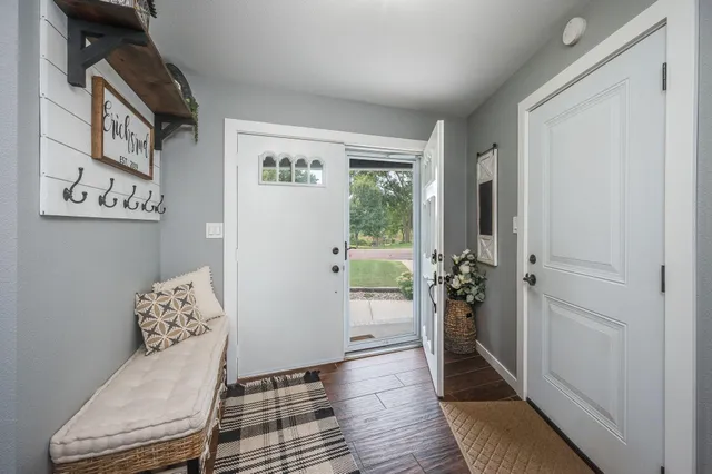 $329,000 | 223 Oak Knoll Court, Blue Earth, MN 56013