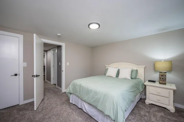 $329,000 | 223 Oak Knoll Court, Blue Earth, MN 56013