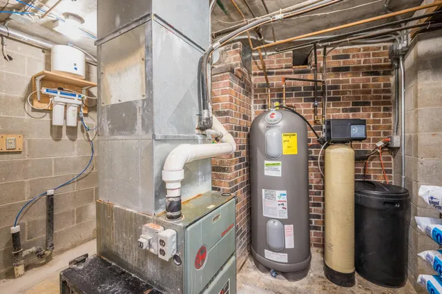 $329,000 | 223 Oak Knoll Court, Blue Earth, MN 56013