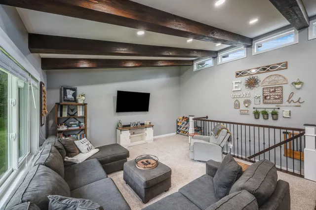 $329,000 | 223 Oak Knoll Court, Blue Earth, MN 56013