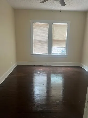 a view of empty room with window